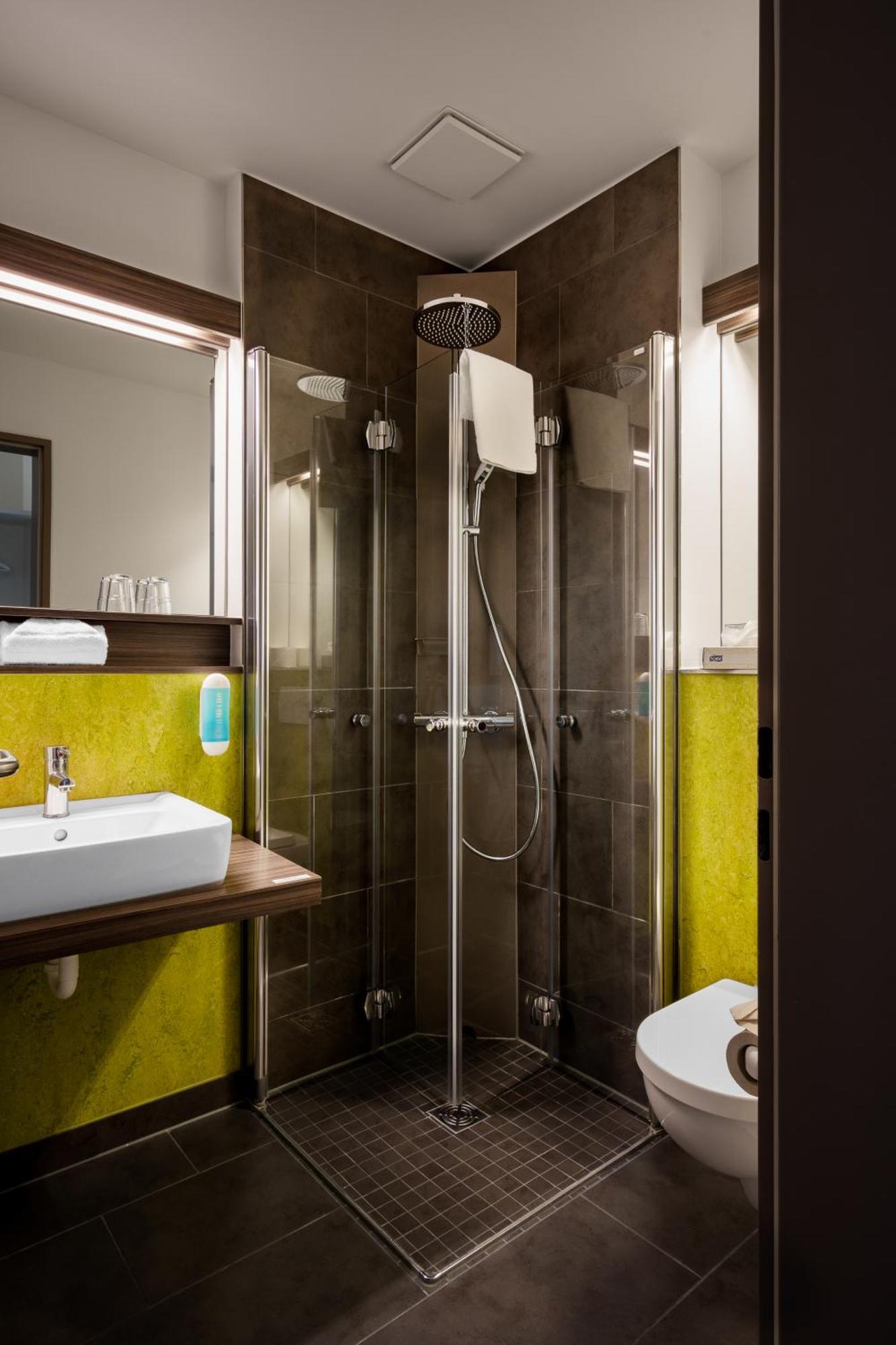 Radlon Fahrrad-Komfort-Hotel Варен Экстерьер фото